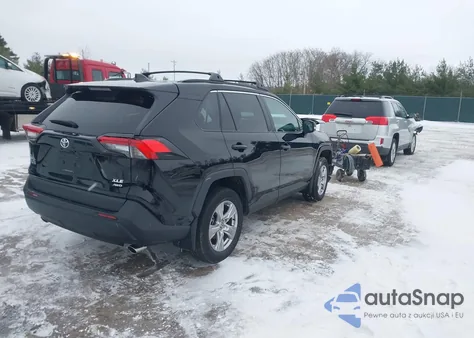 2023 Toyota Rav4 Xle z USA, uszkodzony, nr VIN 2T3P1RFV3PC349129
